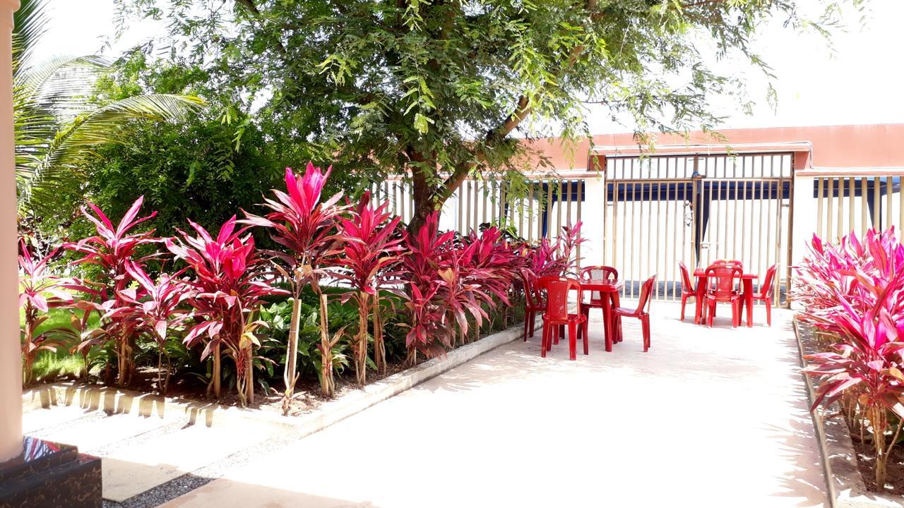 Hotel Soberao Esmeraldas 外观 照片