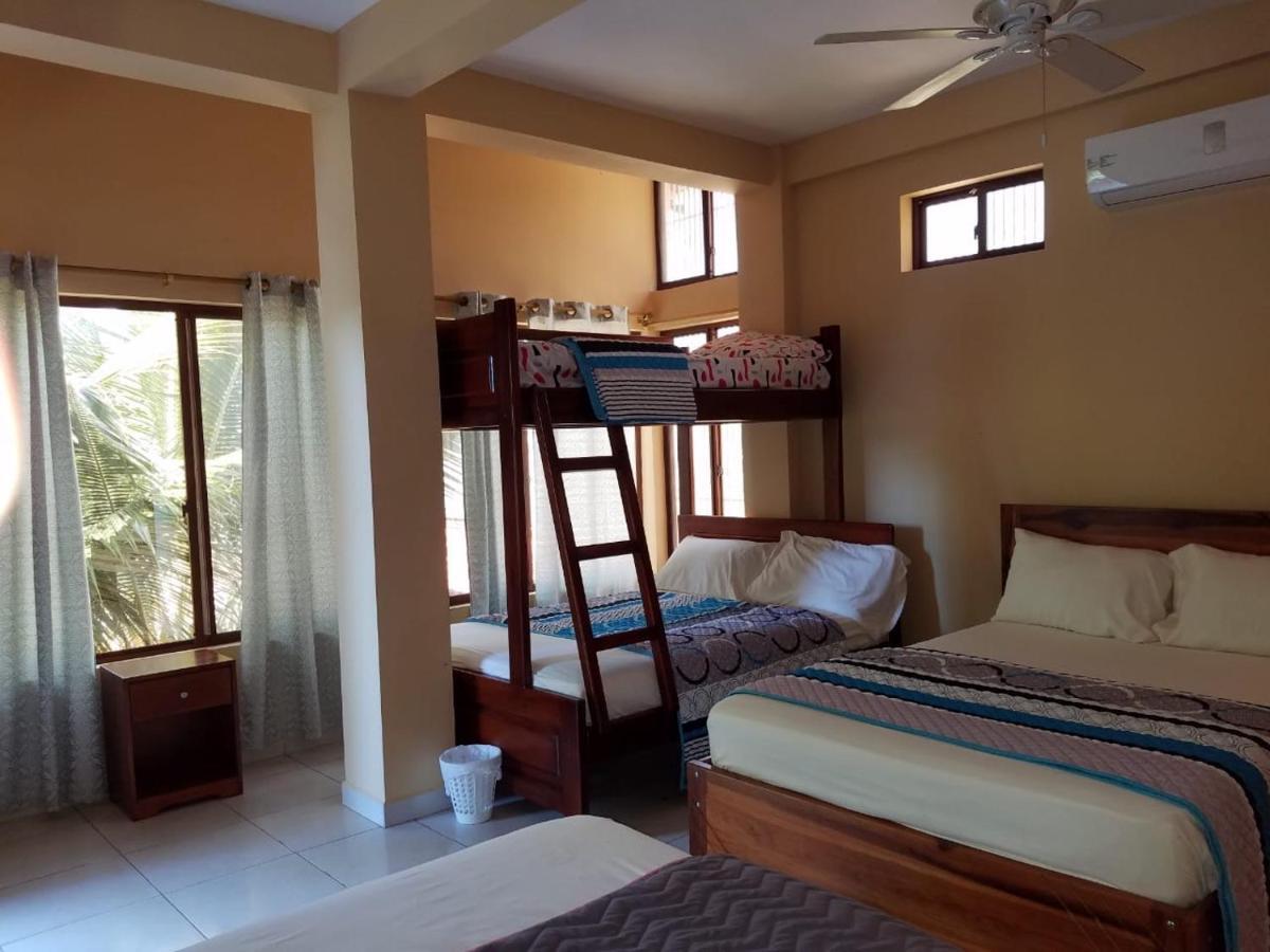 Hotel Soberao Esmeraldas 外观 照片